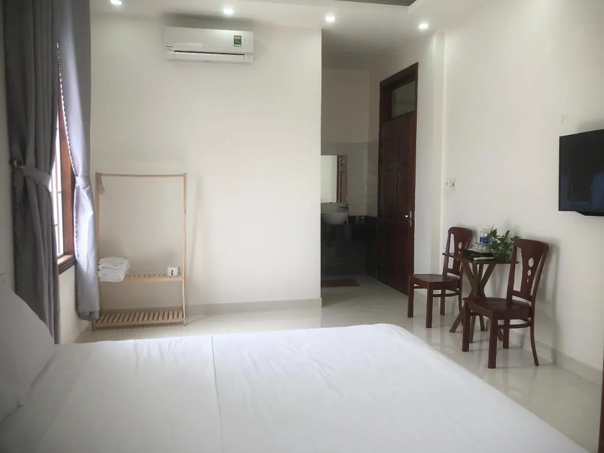 Homestay Phuong House هوي ان 0*,